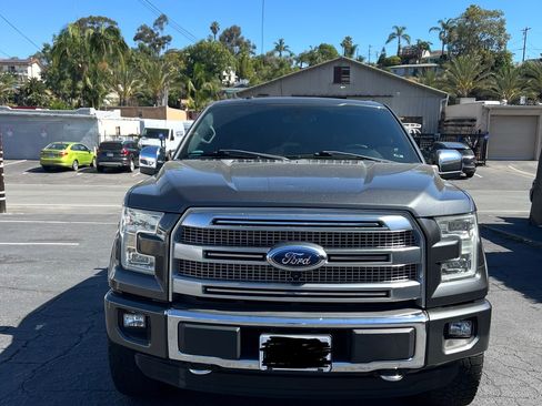 Used 2016 Ford F150 Platinum image 4