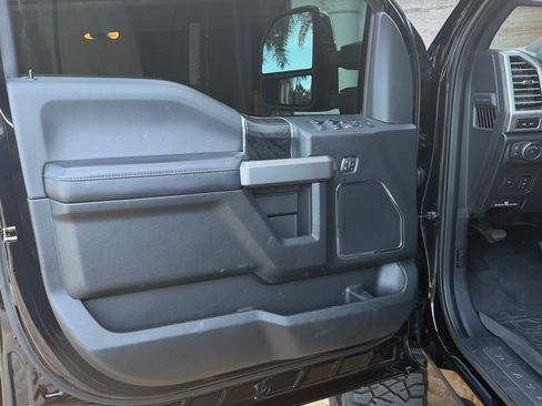Used 2019 Ford F250 Platinum w/ Platinum Ultimate Package AWD/4WD image 13
