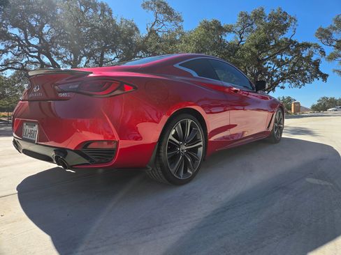 Used 2018 INFINITI Q60 Red Sport 400 w/ Pro Active Package image 5