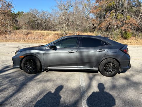 Used 2017 Honda Civic LX image 4