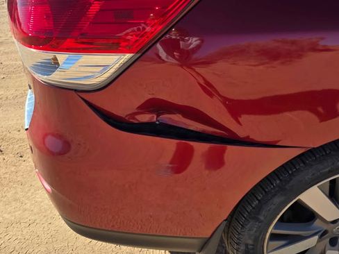 Used 2015 Nissan Pathfinder Platinum w/ Family Entertainment Package image 10