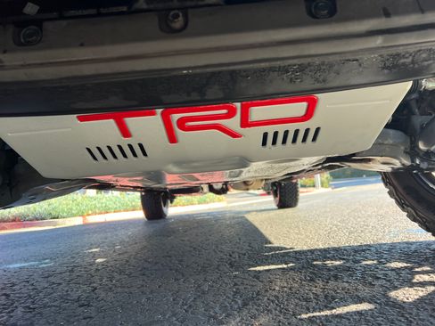 Used 2022 Toyota Tundra Platinum image 10