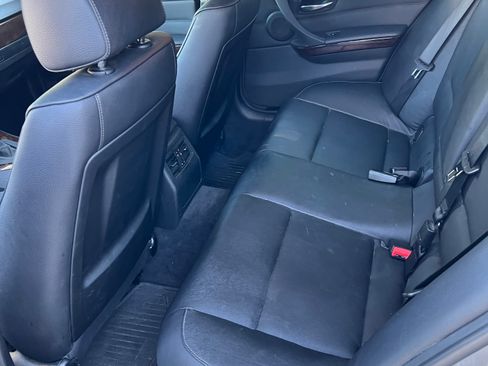 Used 2011 BMW 328i xDrive Sedan image 5