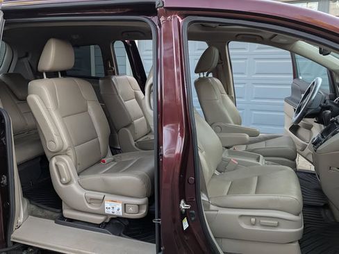 Used 2015 Honda Odyssey EX-L image 10