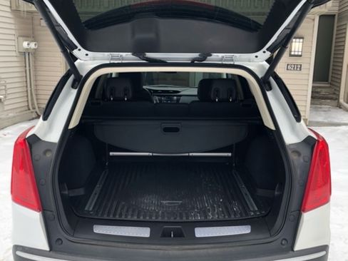 Used 2018 Cadillac XT5 Luxury w/ Driver Awareness Package image 5