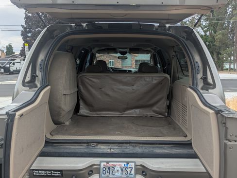 Used 2004 Ford Excursion Limited image 10