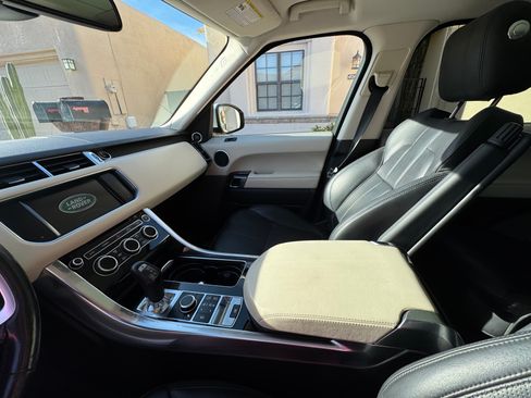 Used 2015 Land Rover Range Rover Sport HSE image 6