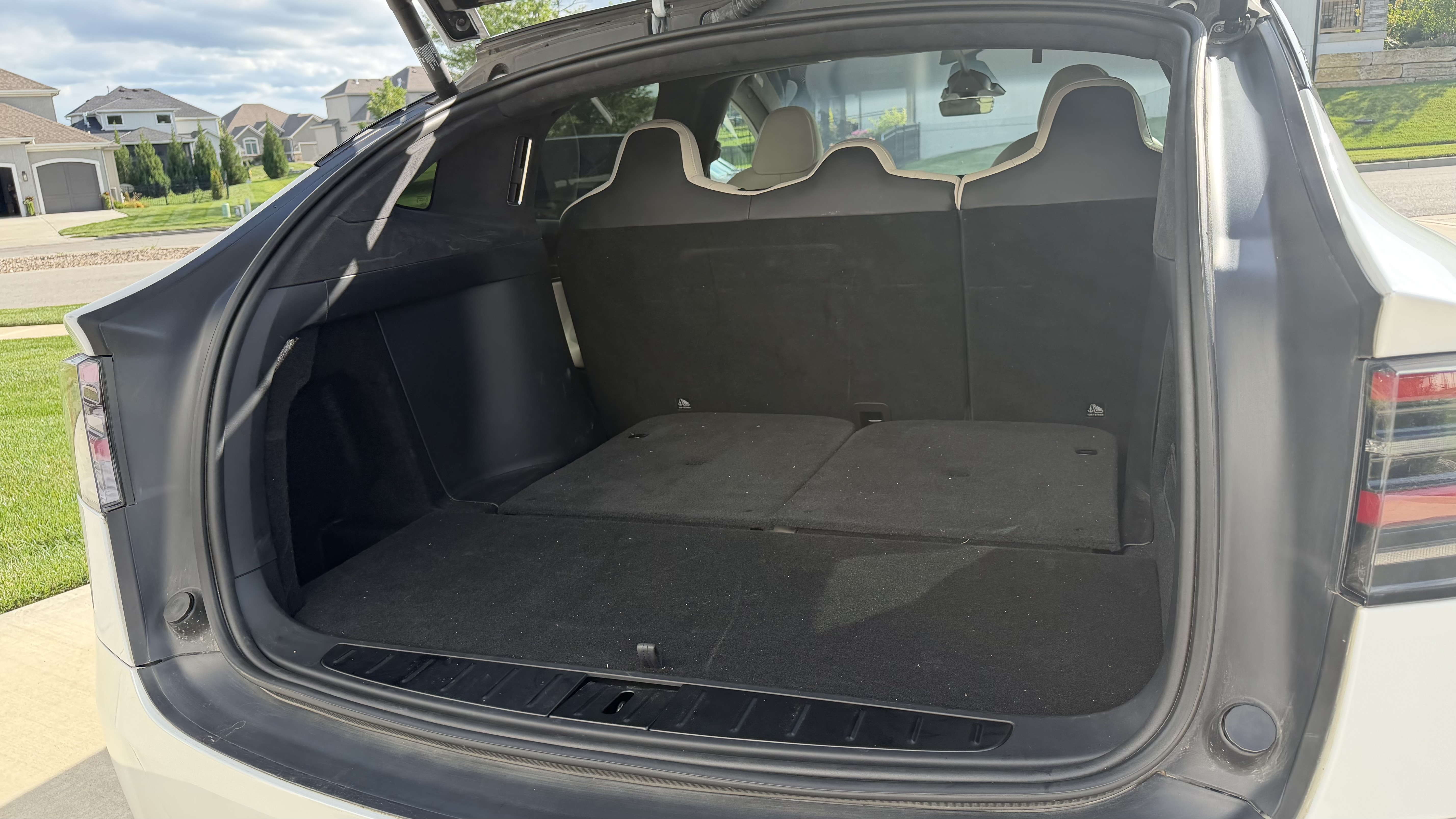 Used 2022 Tesla Model X AWD/4WD image 23