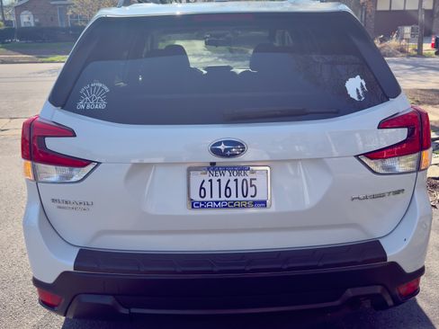 Used 2019 Subaru Forester Premium w/ All-Weather Package AWD/4WD image 19