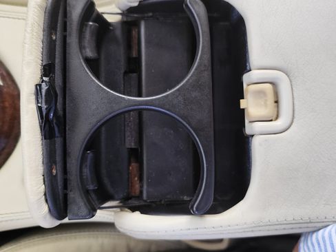 Used 2002 Jaguar XK8 Convertible image 26