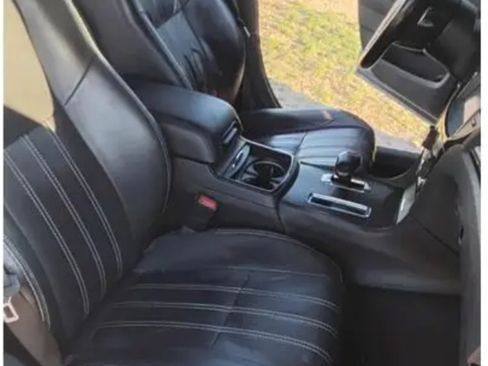 Used 2014 Chrysler 300 S image 9