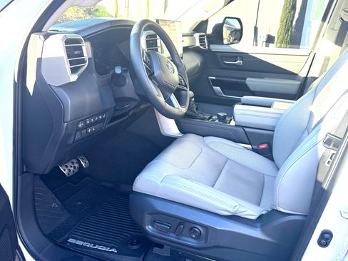 Used 2023 Toyota Sequoia Limited w/ TRD Off-Road Package image 6