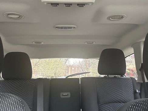 Used 2017 Dodge Journey SE w/ Flexible Seating Group FWD image 10