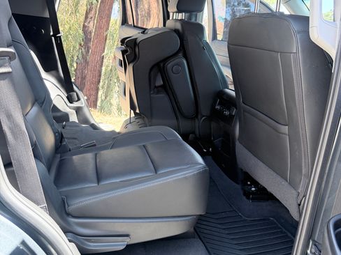 Used 2019 Chevrolet Tahoe LT w/ Max Trailering Package AWD/4WD image 12