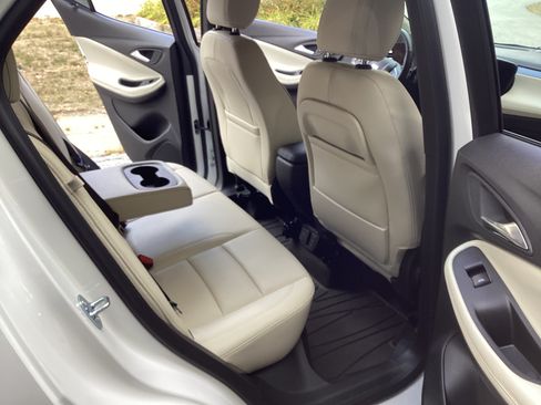 Used 2024 Buick Encore GX Avenir w/ Avenir Convenience Package image 24