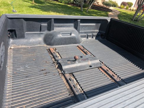 Used 2005 Ford F250 XLT image 11