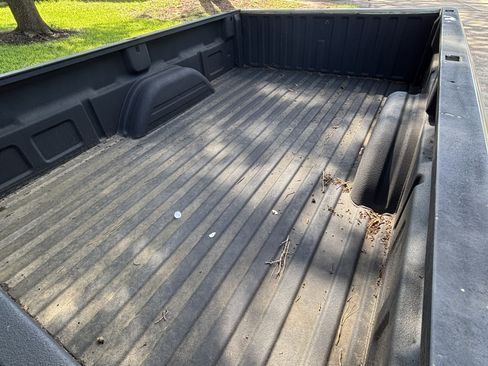 Used 2004 Chevrolet Silverado 1500 W/T RWD image 13