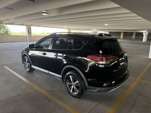 Used 2016 Toyota RAV4 XLE FWD image 4
