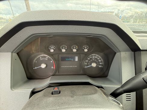 Used 2016 Ford F350 XL w/ Power Equipment Group image 8