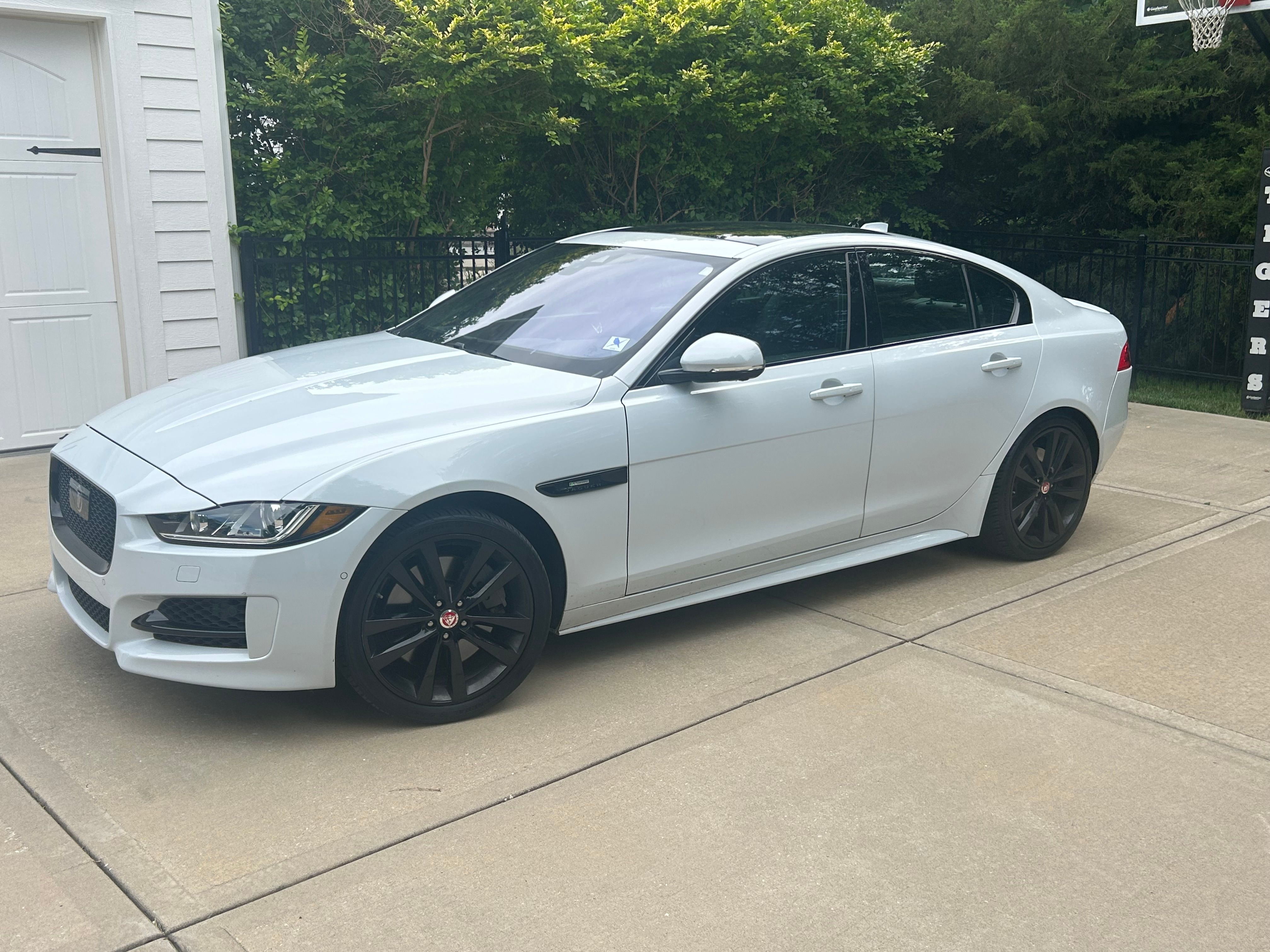 Used 2017 Jaguar XE R-Sport AWD/4WD image 2
