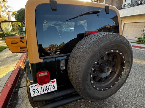 Used 1997 Jeep Wrangler Sahara image 24