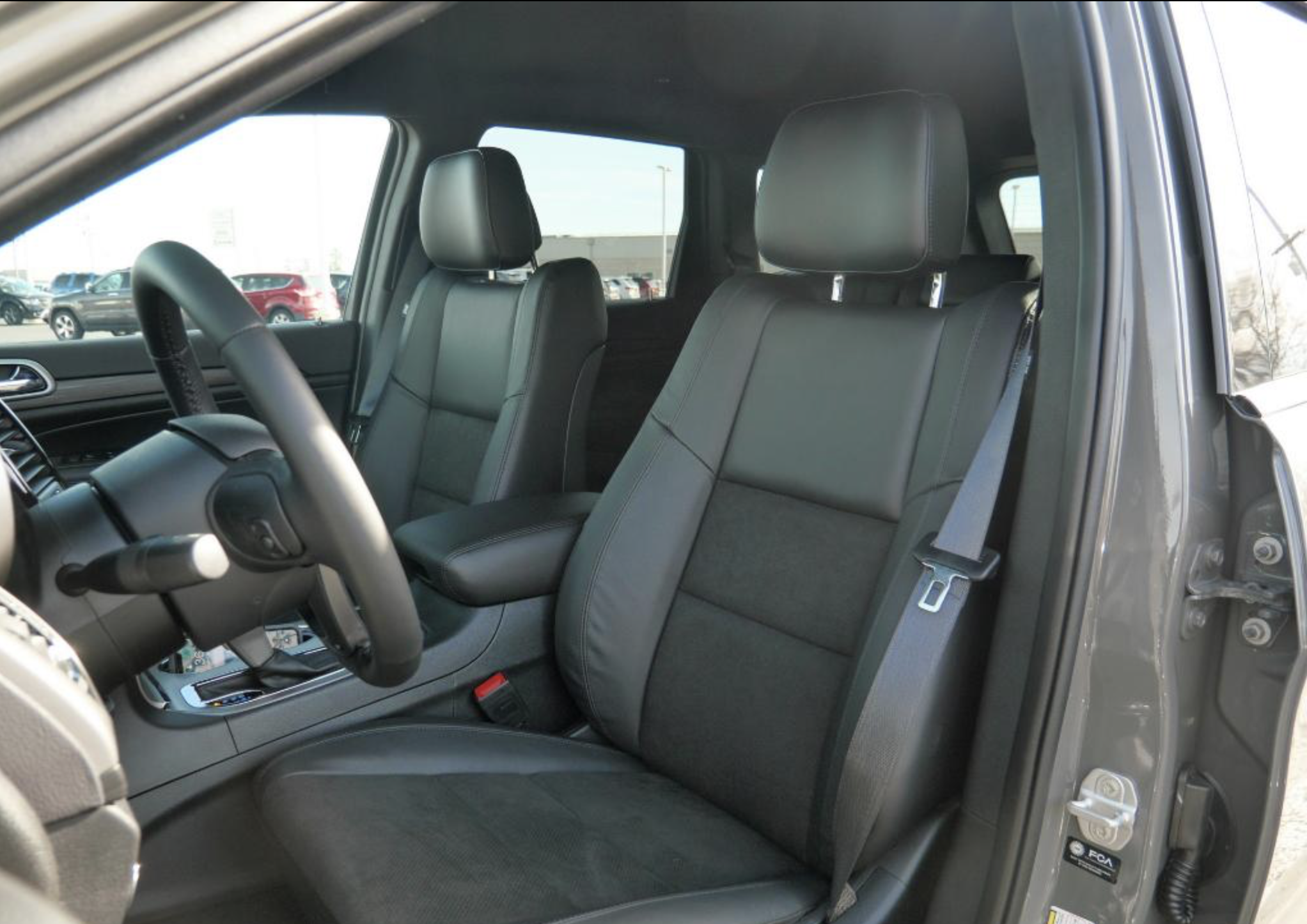 Used 2023 Chevrolet Suburban LT RWD image 10