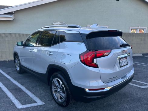 Used 2019 GMC Terrain SLT AWD/4WD image 5