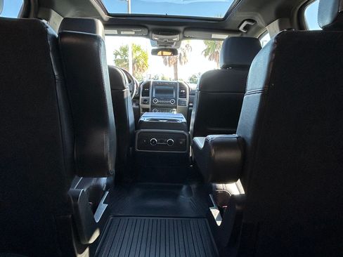 Used 2021 Ford Expedition Max XLT RWD image 4