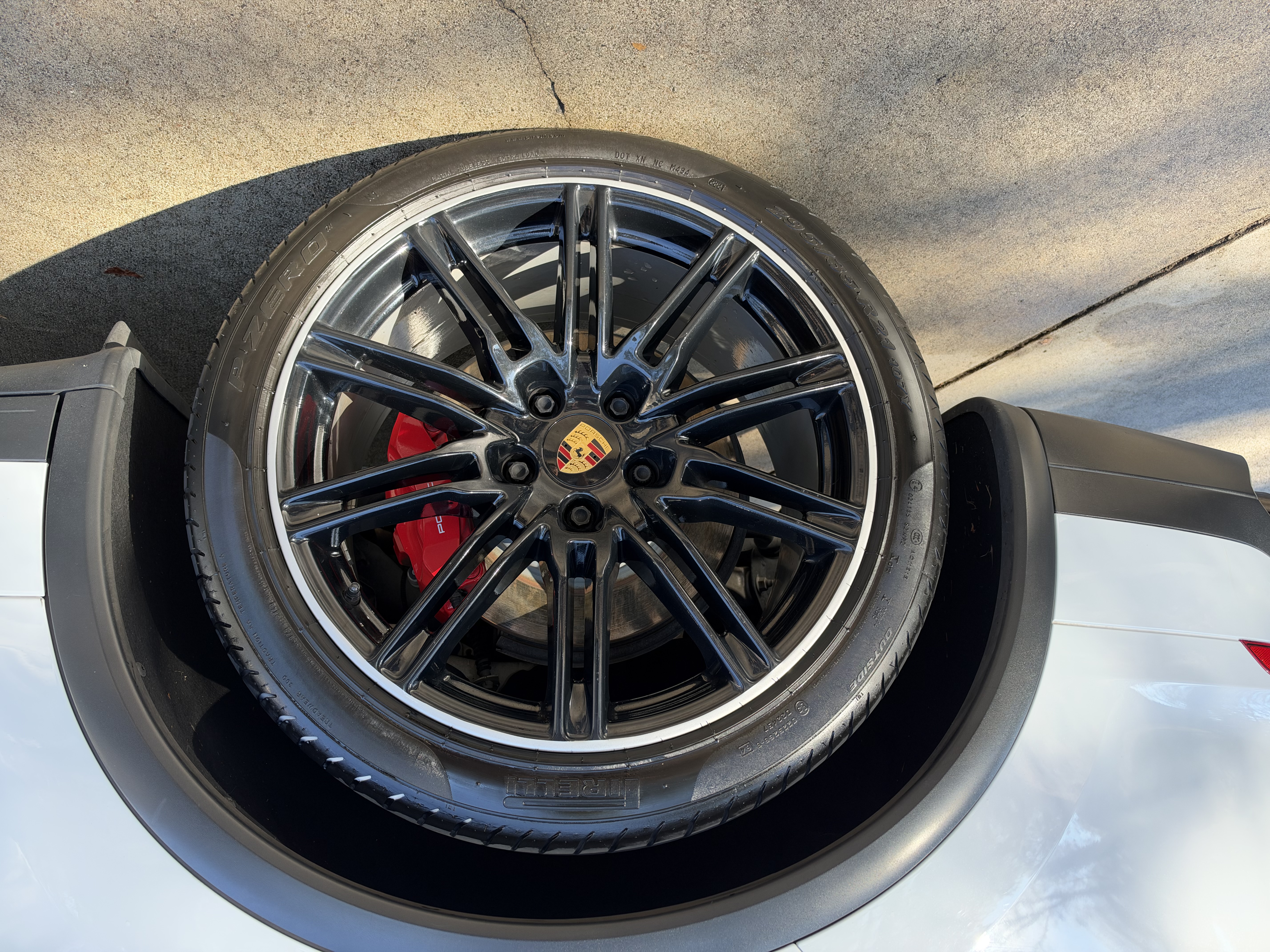 Used 2018 Porsche Cayenne AWD/4WD image 14