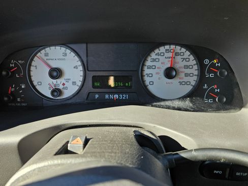 Used 2006 Ford F350 Lariat image 28