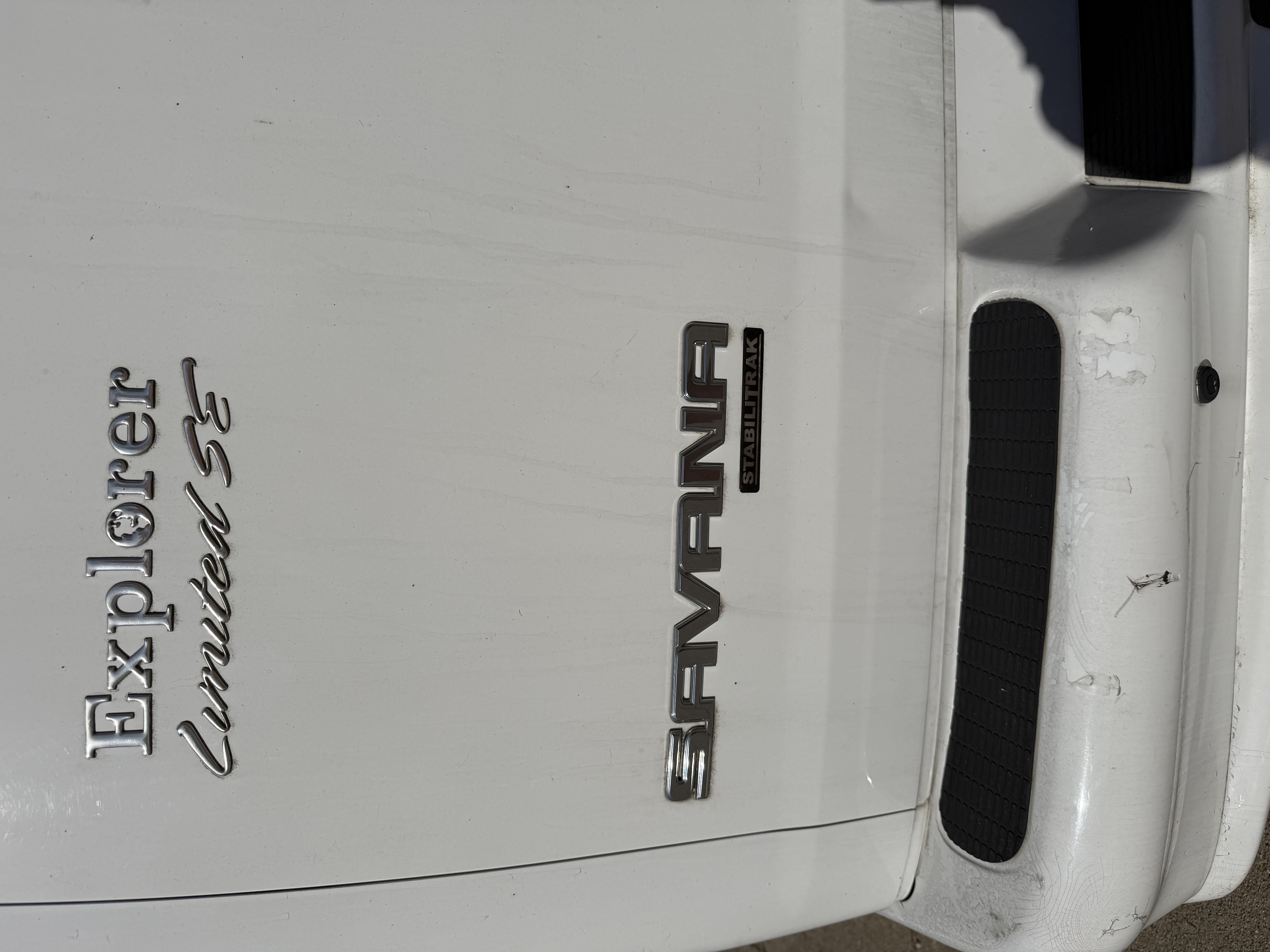 Used 2013 GMC Savana 2500 Extended RWD image 5