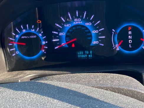 Used 2012 Ford Fusion SE FWD image 4