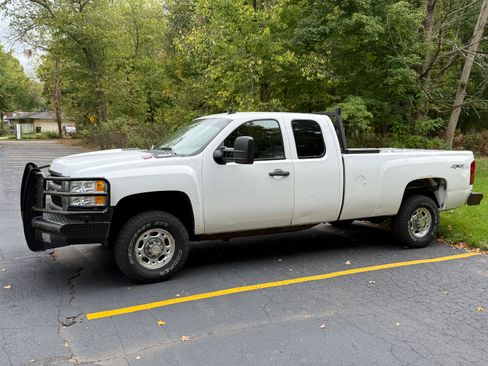 Used 2008 Chevrolet Silverado 2500 W/T image 1