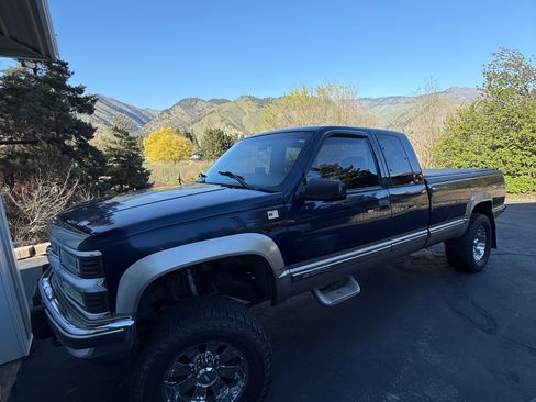Used 1998 Chevrolet Silverado 2500 4x4 Extended Cab image 4