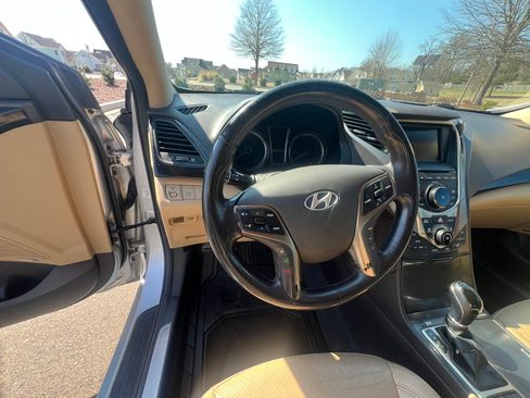 Used 2012 Hyundai Azera image 13