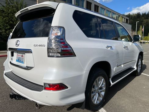 Used 2016 Lexus GX 460 w/ Premium Package image 9