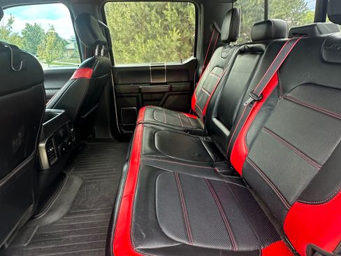 Used 2019 Ford F150 Lariat AWD/4WD image 6