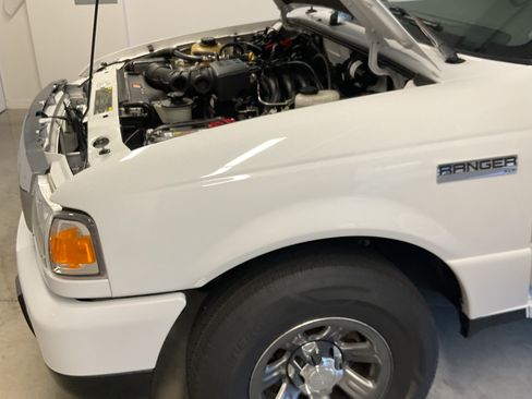 Used 2011 Ford Ranger XLT image 18