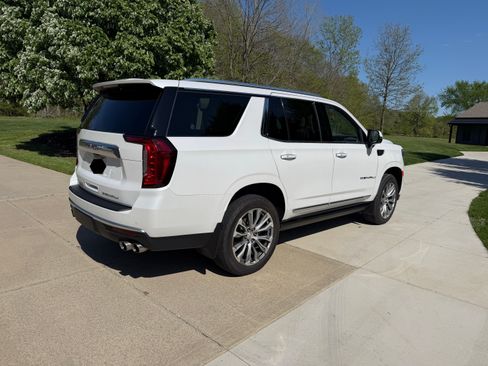 Used 2022 GMC Yukon Denali w/ Denali Ultimate Package AWD/4WD image 6