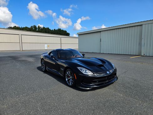 Used 2014 SRT Viper GTS w/ GTS Laguna Interior Package image 4