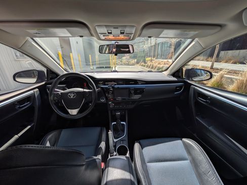 Used 2014 Toyota Corolla S image 10