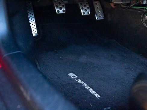 Used 2005 Toyota MR2 image 19