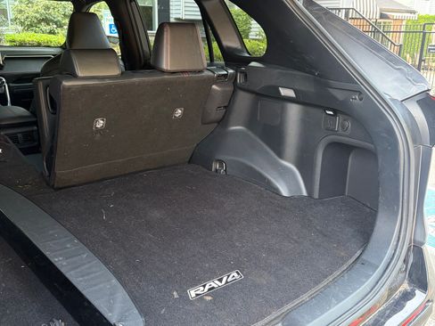 Used 2022 Toyota RAV4 XSE w/ Premium Package AWD/4WD image 9