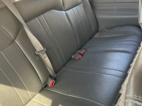 Used 2017 Chevrolet Express 2500 LS image 13