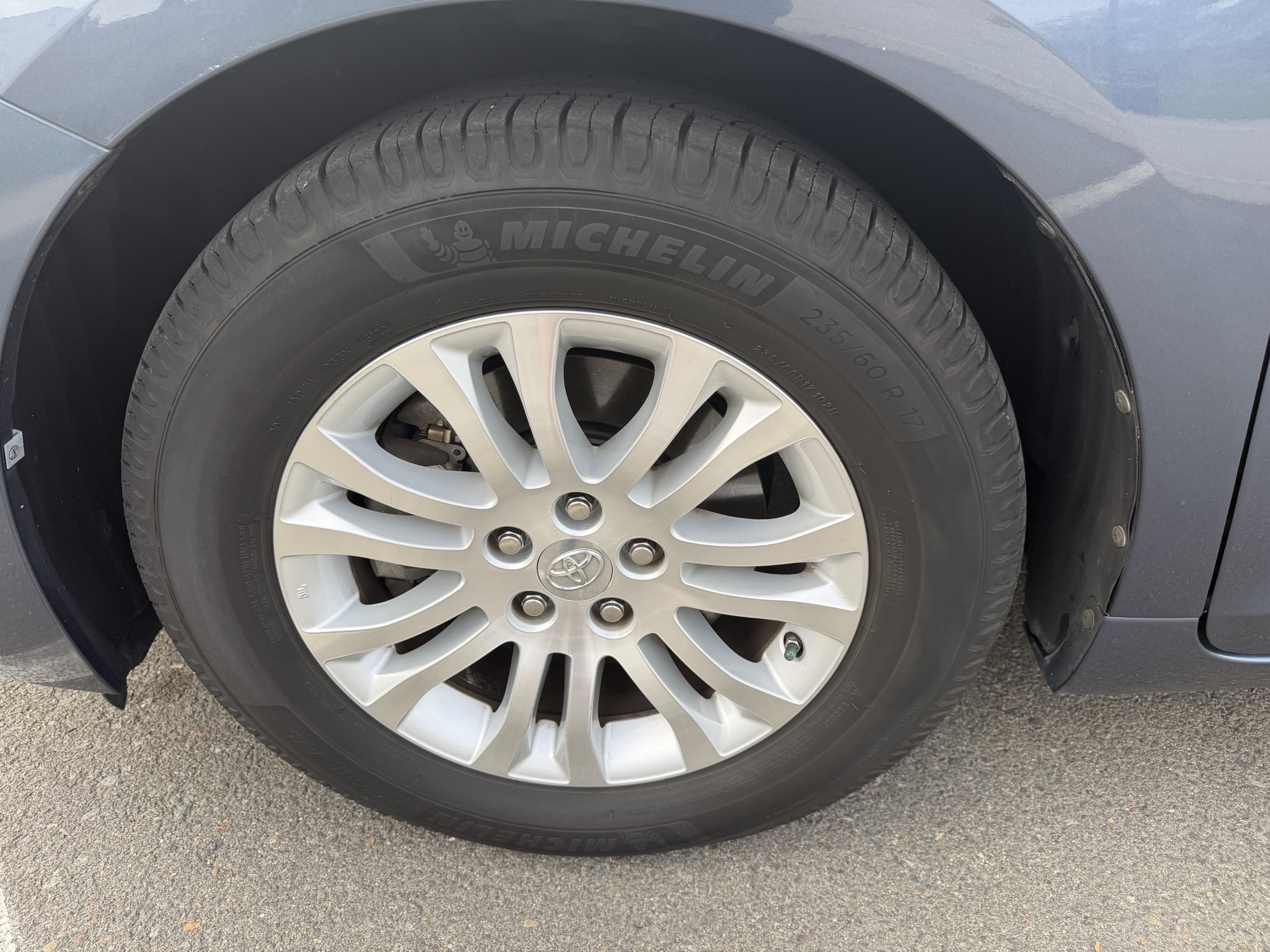 Used 2016 Toyota Sienna XLE FWD image 16