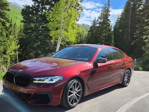 Used 2022 BMW M550i xDrive w/ Dynamic Handling Package image 6