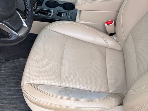 Used 2018 Subaru Outback 2.5i Limited AWD/4WD image 11