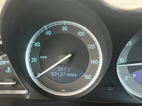 Used 2003 Mercedes-Benz SL 500 image 9