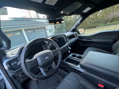 Used 2024 Ford F150 STX image 4