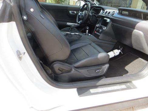 Used 2019 Ford Mustang GT Premium w/ Performance Package - Level 2 image 15